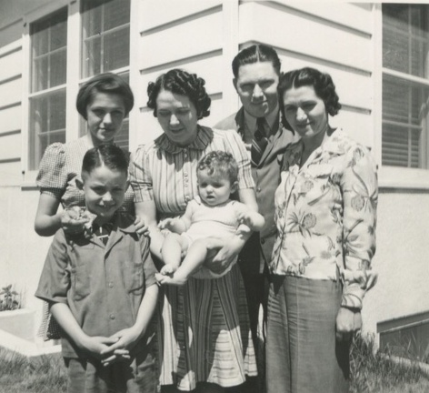 Venus &amp; Gary, Cora &amp; Carole and Garlan &amp; Ora 1941 in front of 2700 4th Ave North, Great Falls, Montana