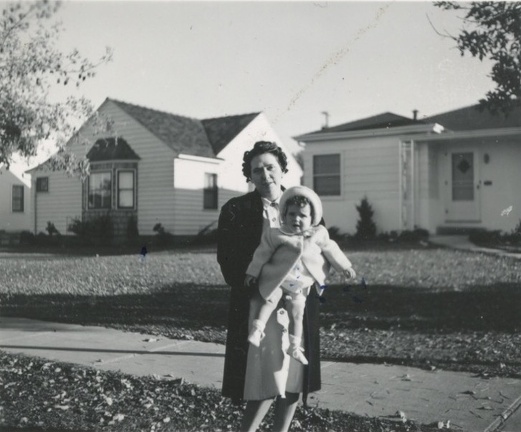 Cora and Carole in front yard 1942